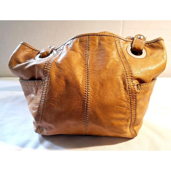 Fossil Tan Leather Shoulder Bag With Grommet Details & Key Charm Boho Cozy - Picture 2 of 14